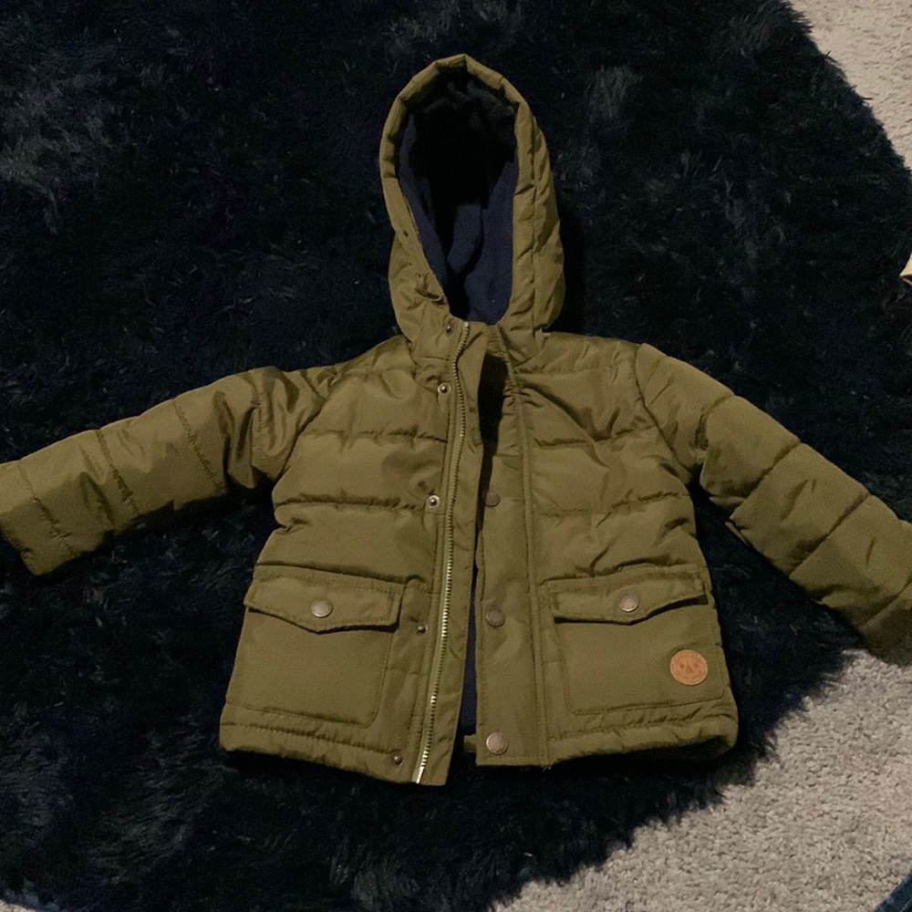 Brand new never worn Boys 18m coat olive/khaki color. Tags removed but not worn